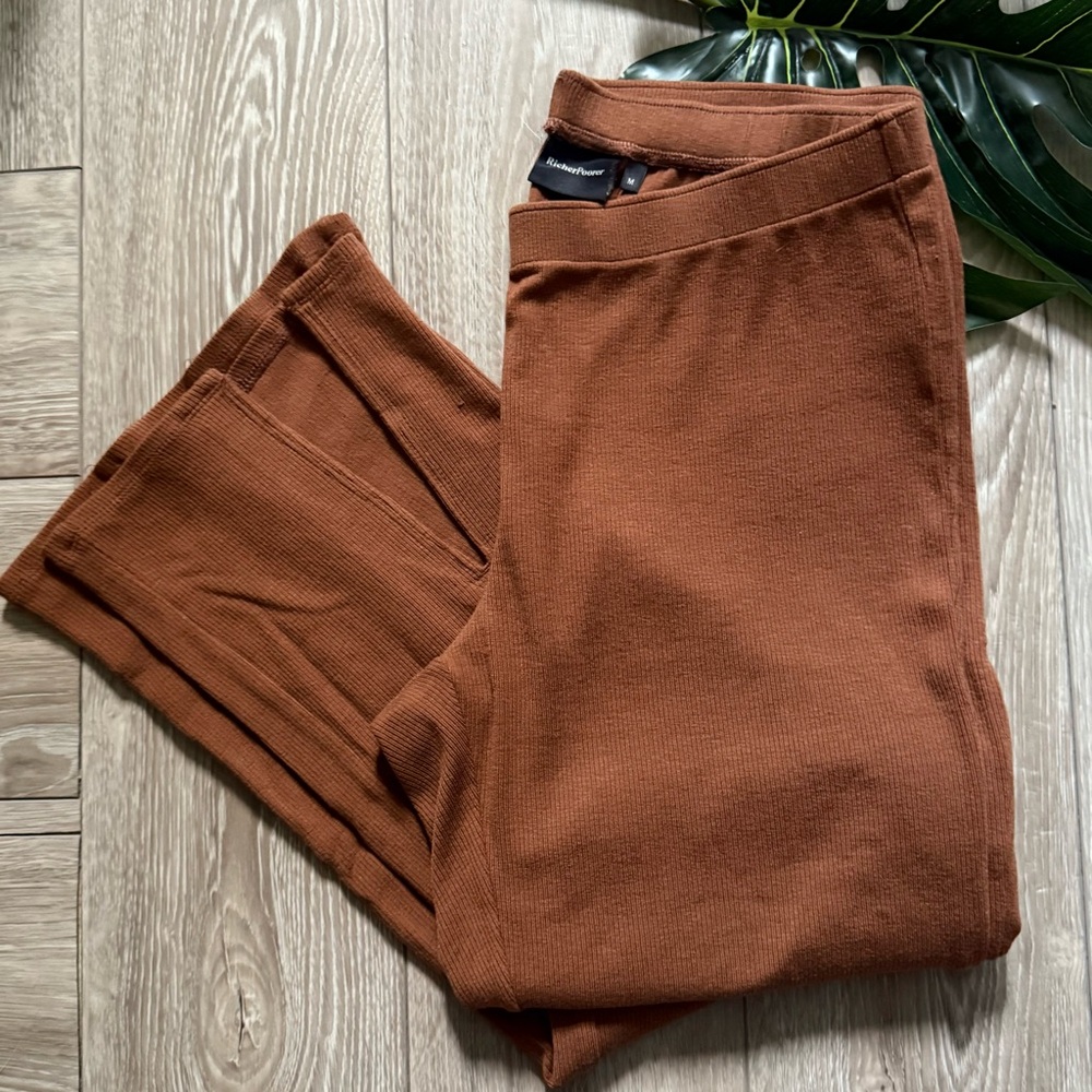 Richer Poorer women’s  stretchy leisure  Pants in Rust M